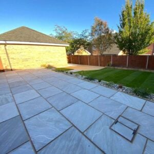 Kandla Grey Sawn Edge Indian Sandstone Paving Slabs – 900x600mm – 22mm Calibrated