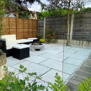 Silver Grey Granite Paving Slabs – 900x600mm – 20mm